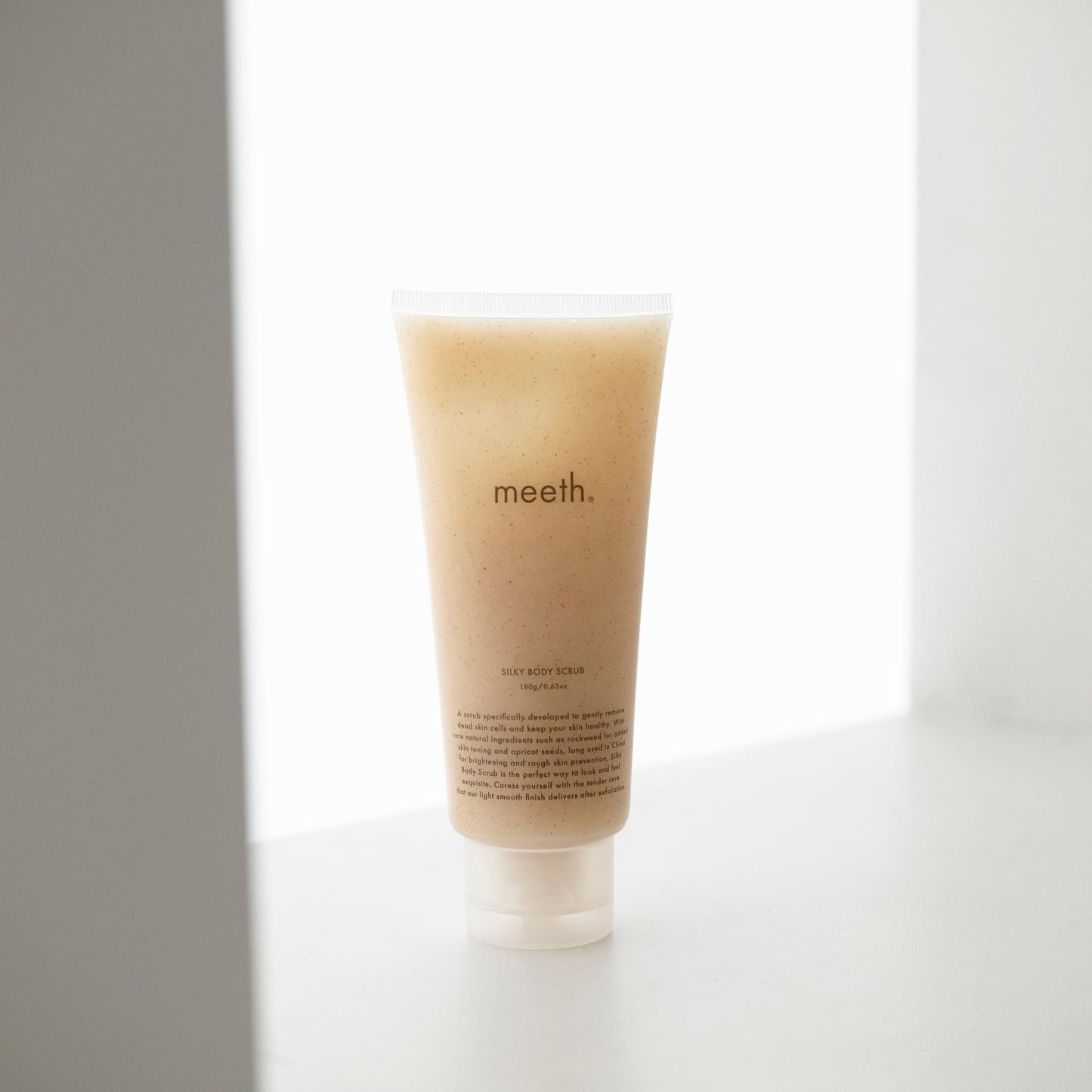 meeth PLUS SILKY BODY SCRUB